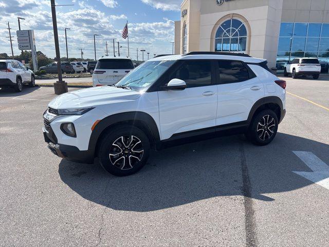 Photo of 2022 Summit White Chevrolet Trailblazer