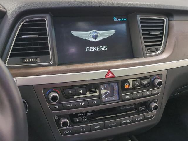 Photo of 2015 Parisian Gray Hyundai Genesis