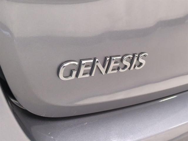 Photo of 2015 Parisian Gray Hyundai Genesis