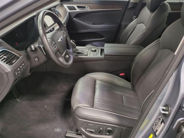 Photo of 2015 Parisian Gray Hyundai Genesis