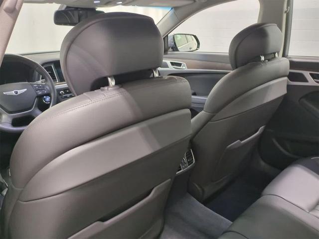 Photo of 2015 Parisian Gray Hyundai Genesis