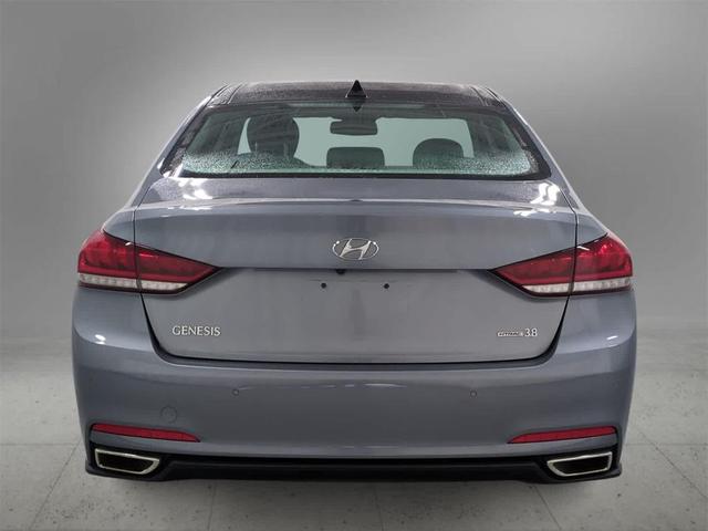 Photo of 2015 Parisian Gray Hyundai Genesis