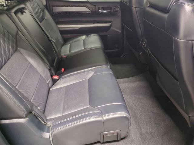 Photo of 2015 Magnetic Gray Metallic Toyota Tundra