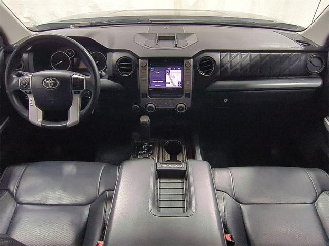 Photo of 2015 Magnetic Gray Metallic Toyota Tundra