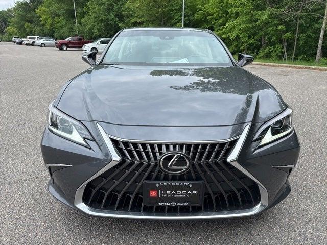 Photo of 2022 Cloudburst Gray Lexus ES 350