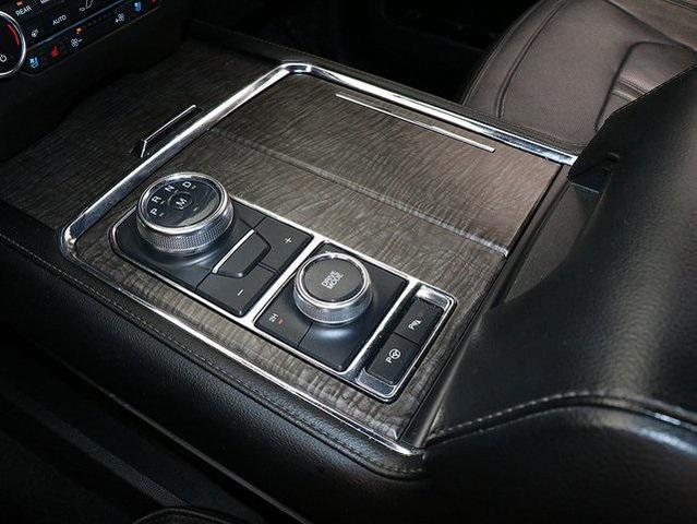 Photo of 2019 Agate Black Metallic Ford Expedition