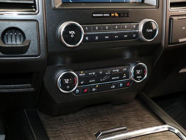 Photo of 2019 Agate Black Metallic Ford Expedition