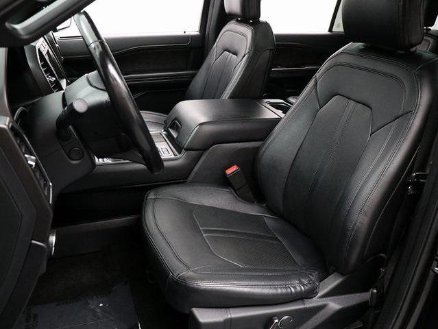 Photo of 2019 Agate Black Metallic Ford Expedition