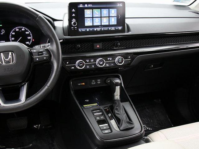 Photo of 2023 sparkle silver metallic Honda CR-V
