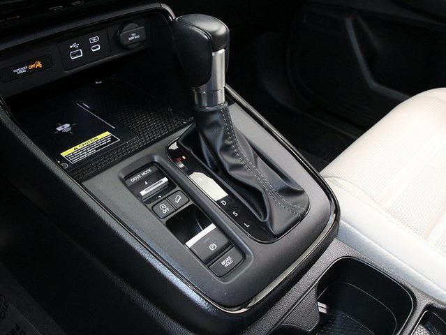 Photo of 2023 sparkle silver metallic Honda CR-V