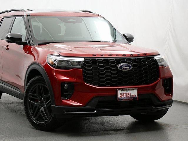 Photo of 2025 Rapid Red Metallic Tinted Clearcoat Ford Explorer