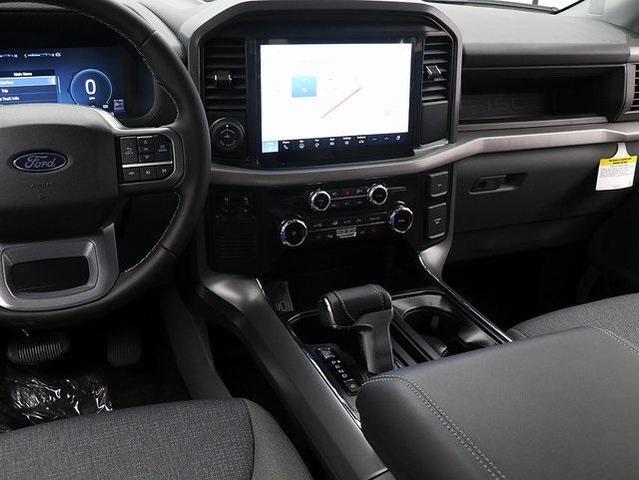 Photo of 2025 Blue Ford F-150 Lightning