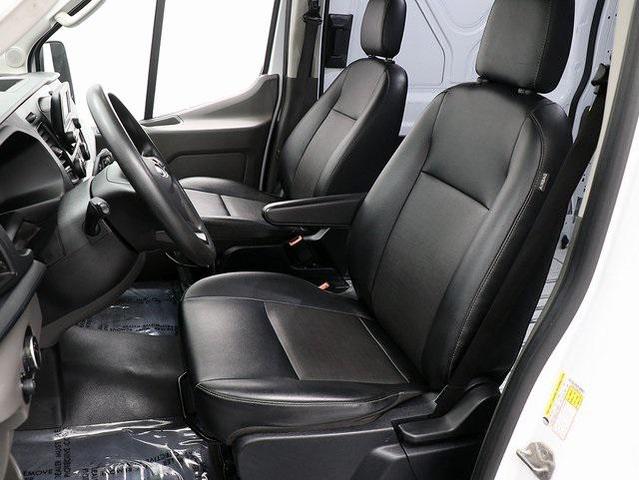 Photo of 2022 Oxford White Ford Transit-250