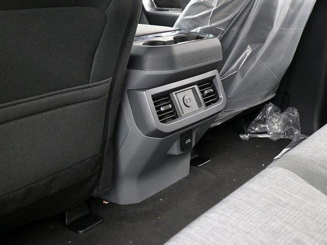 Photo of 2025 Agate Black Metallic Ford F-250