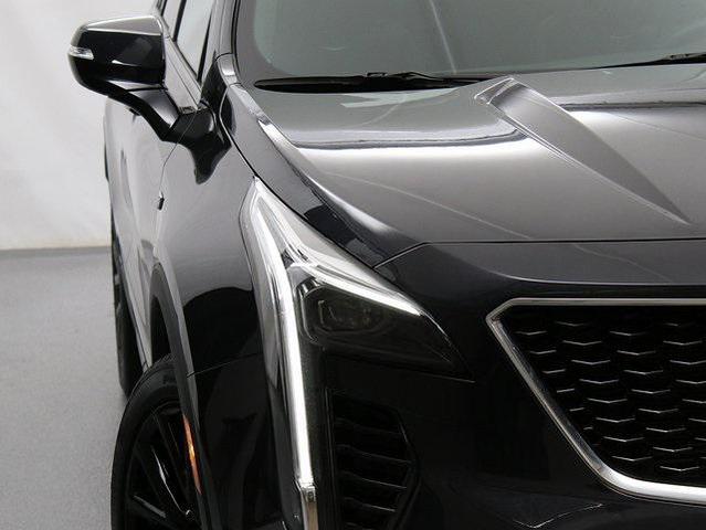 Photo of 2023 Galactic Gray Metallic Cadillac XT4