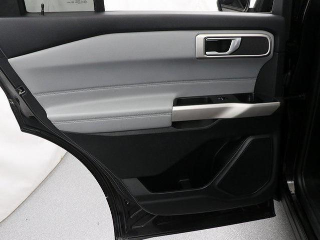 Photo of 2023 Agate Black Metallic Ford Explorer