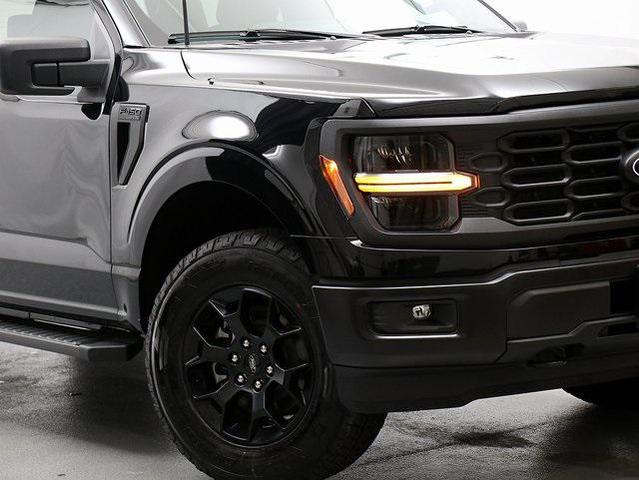 Photo of 2025 Agate Black Metallic Ford F-150