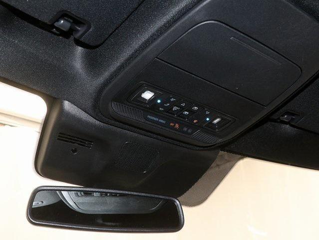 Photo of 2025 Agate Black Metallic Ford Expedition