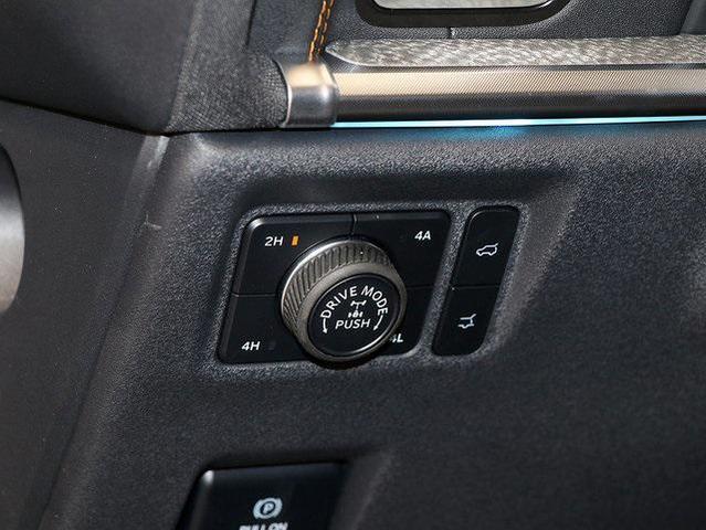 Photo of 2025 Agate Black Metallic Ford Expedition