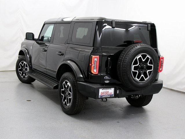 Photo of 2025 Shadow Black Ford Bronco