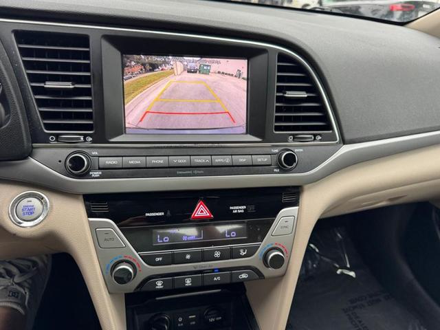 Photo of 2018 Black Hyundai ELANTRA