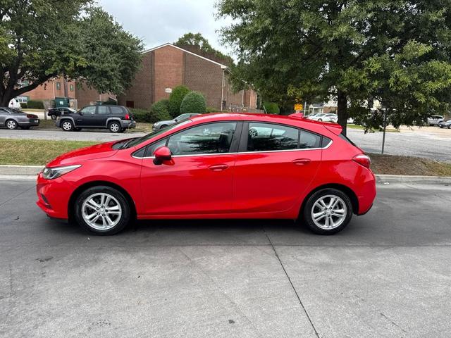 Photo of 2017 Red Chevrolet Cruze