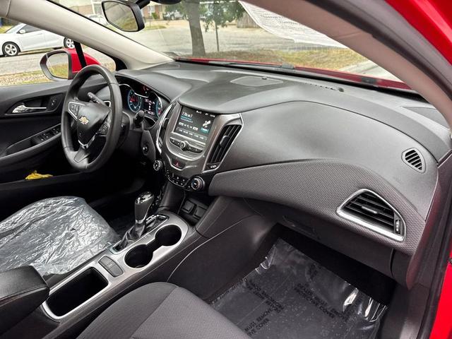Photo of 2017 Red Chevrolet Cruze