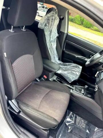 Photo of 2019 Silver Mitsubishi Outlander Sport