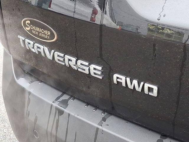 Photo of 2023 Mosaic Black Metallic Chevrolet Traverse