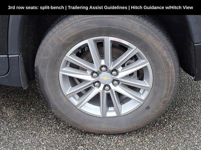 Photo of 2023 Mosaic Black Metallic Chevrolet Traverse
