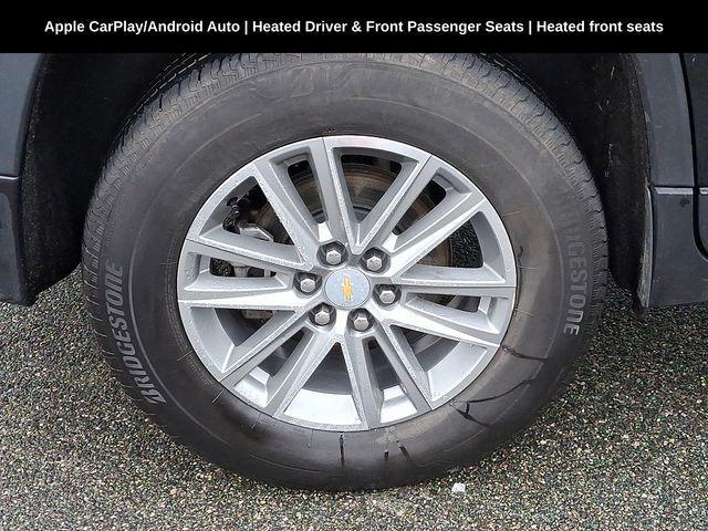 Photo of 2023 Mosaic Black Metallic Chevrolet Traverse