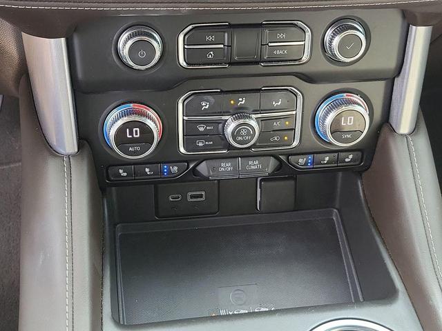 Photo of 2022 White Frost Tri-Coat GMC Yukon