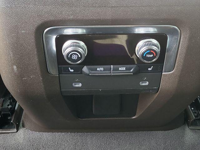 Photo of 2022 White Frost Tri-Coat GMC Yukon