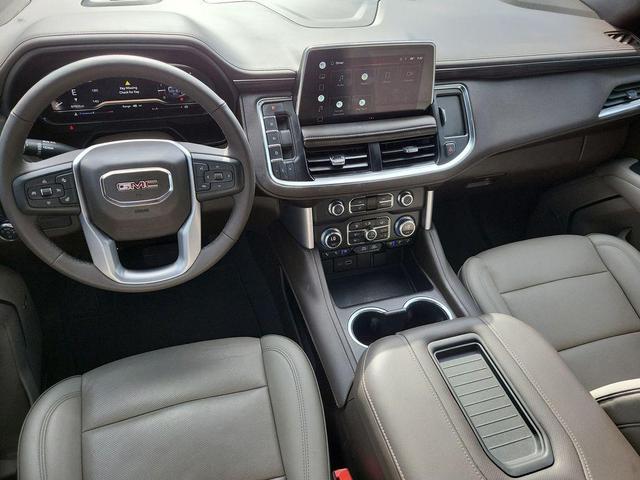 Photo of 2022 White Frost Tri-Coat GMC Yukon