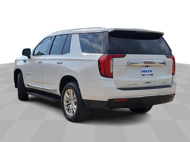 Photo of 2022 White Frost Tri-Coat GMC Yukon
