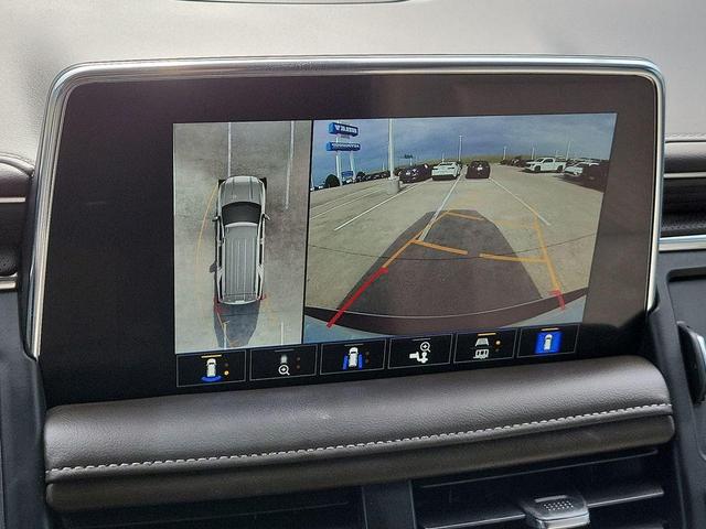 Photo of 2022 White Frost Tri-Coat GMC Yukon