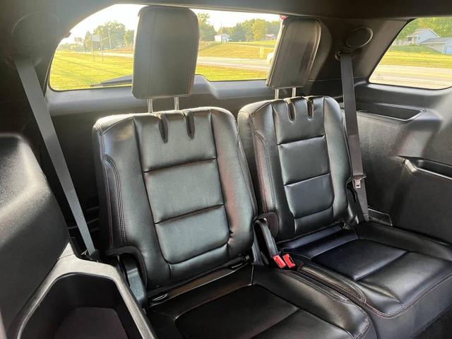 Photo of 2017 WHITE Ford Explorer