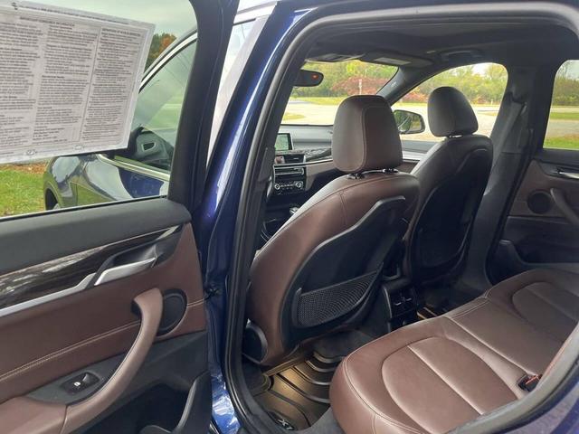 Photo of 2017 BLUE BMW X1