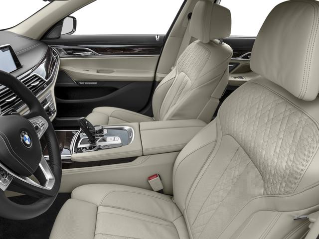 Photo of 2016 BLUE BMW 750