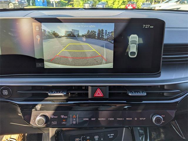 Photo of 2026 Snow White Pearl Kia K5