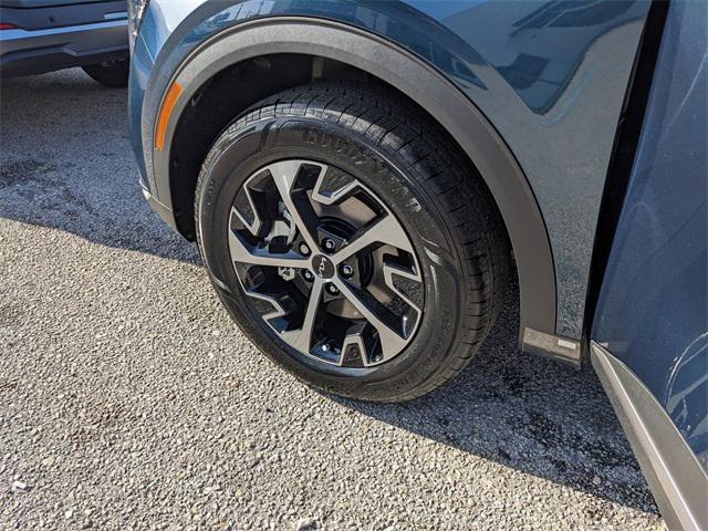 Photo of 2025 Vesta Blue Kia Sportage Hybrid