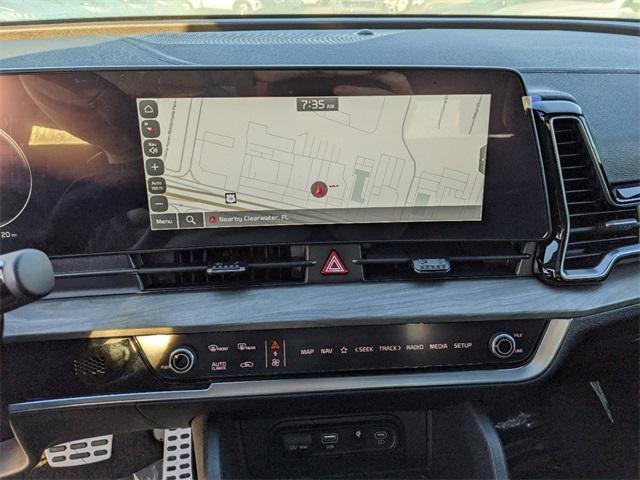 Photo of 2025 Wolf Gray/Ebony Black Roof Kia Sportage