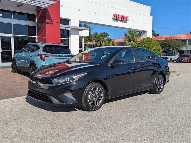 Photo of 2023 Aurora Black Kia Forte