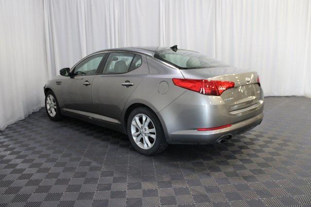 Photo of 2013 Titanium Metallic Kia Optima