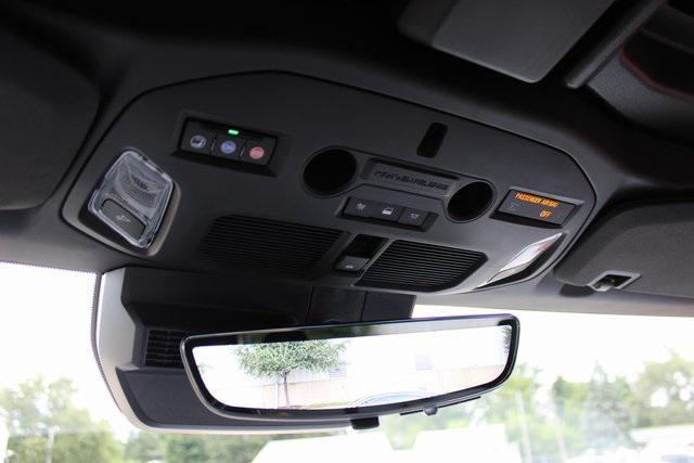 Photo of 2025 Void Black GMC HUMMER EV Pickup