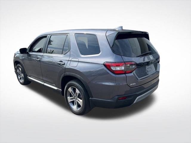 Photo of 2024 Modern Steel Metallic Honda Pilot