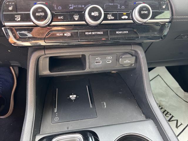 Photo of 2024 Modern Steel Metallic Honda Pilot