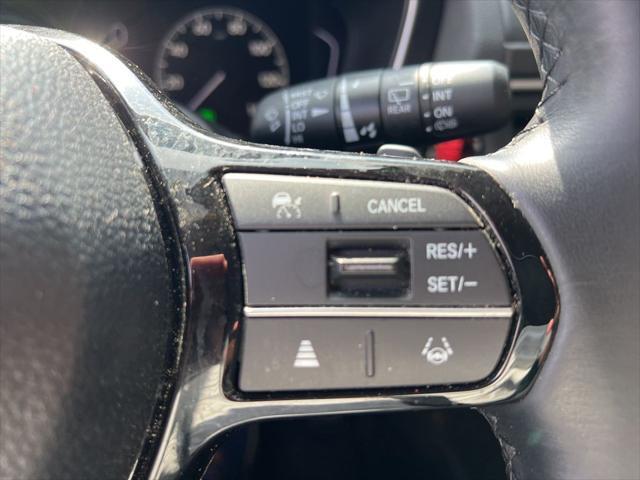Photo of 2024 Modern Steel Metallic Honda Pilot