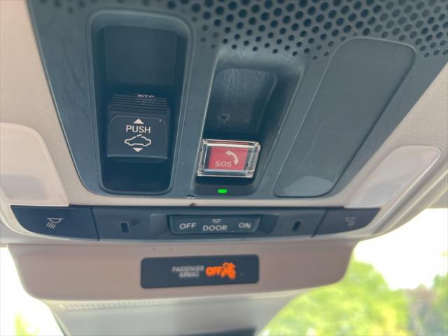 Photo of 2024 Meteorite Gray Metallic Honda Accord
