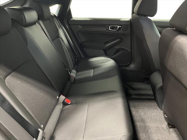 Photo of 2025 Platinum White Pearl Honda Civic